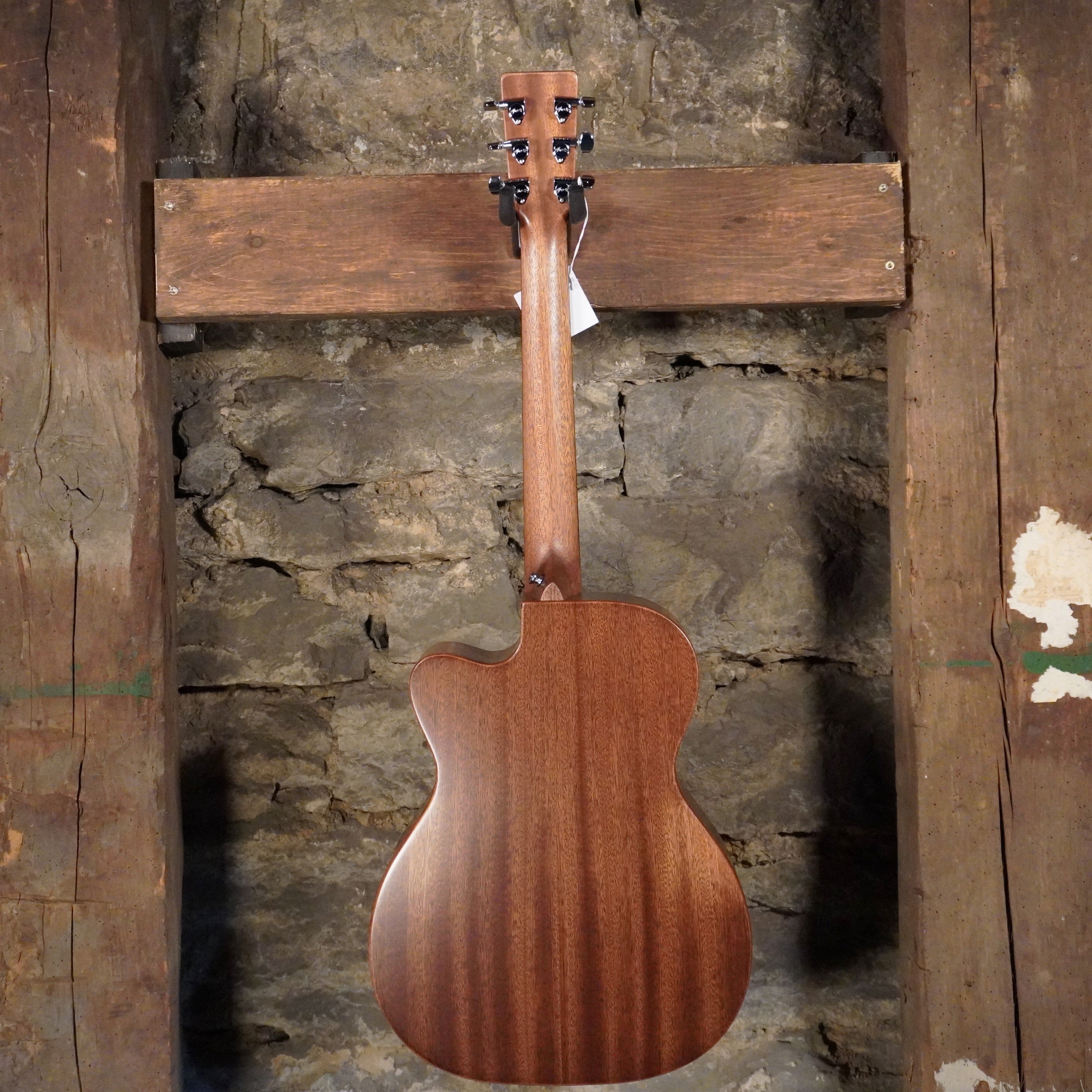 Martin Guitars Junior Series 000CJR-10E StreetMaster Acoustic Electric Satin w/Softshell Case