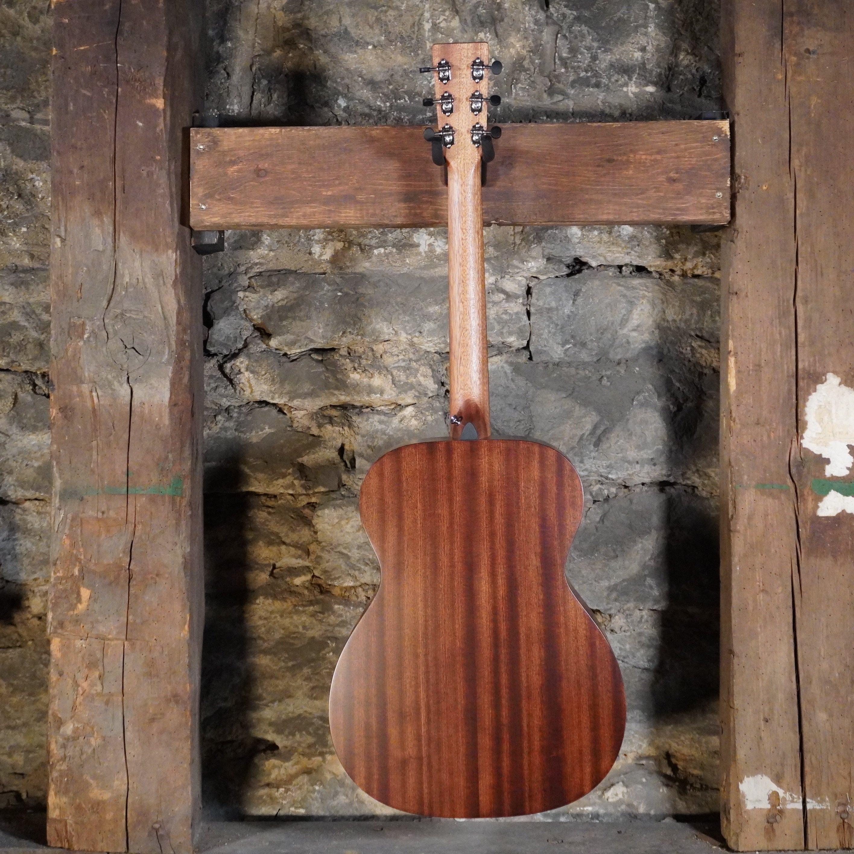 Martin Guitars Road Series 000-10E Retro Acoustic-Electric w/Softshell Case