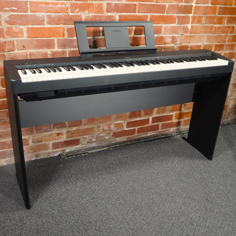 Yamaha P45 88 Weighted Key Digital Piano Black w/Matching Stand