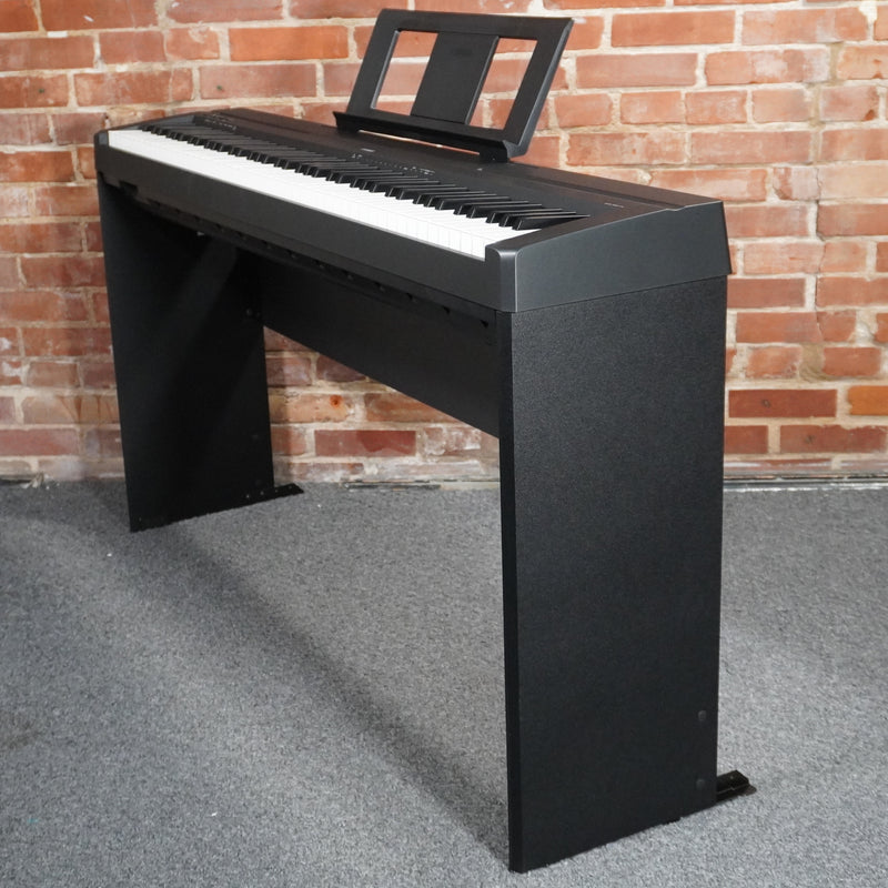 Yamaha P45 88 Weighted Key Digital Piano Black w/Matching Stand