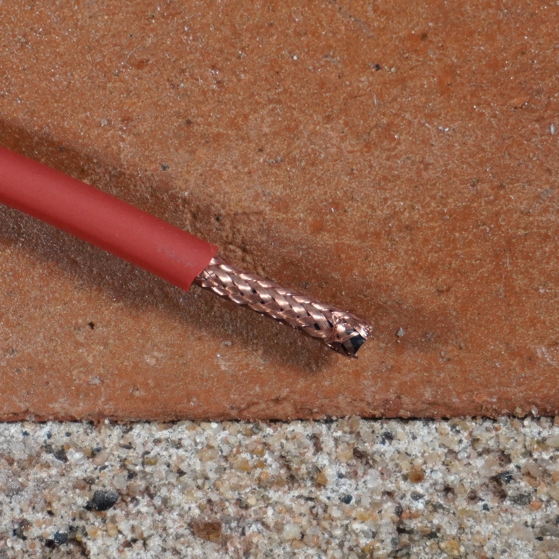 JAMS Lava Instrument Cable Red 10ft