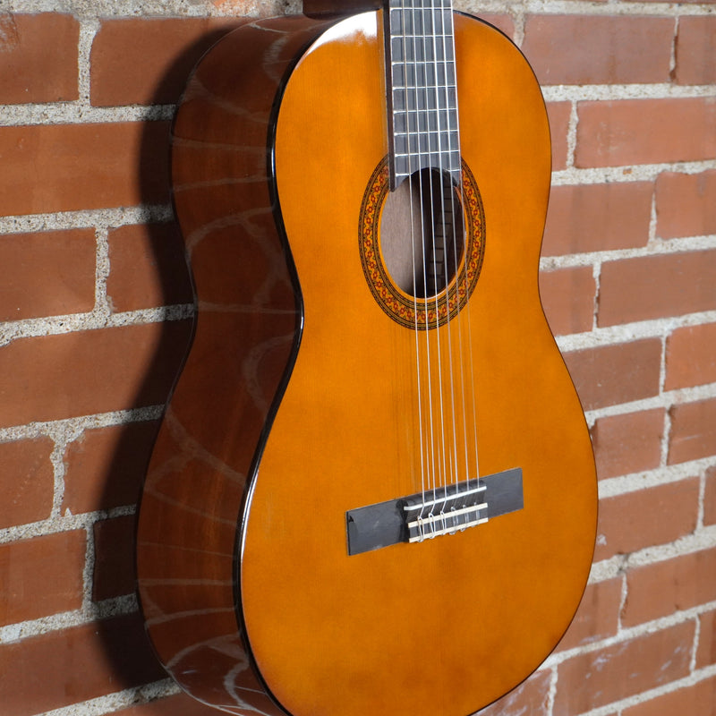 Yamaha C Series Nylon Classical Guitar C40ii