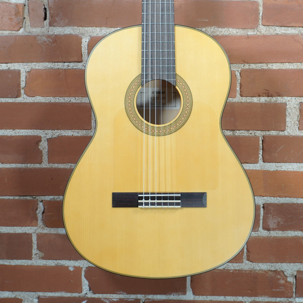 Yamaha CG172SF Nylon String Flamenco Guitar