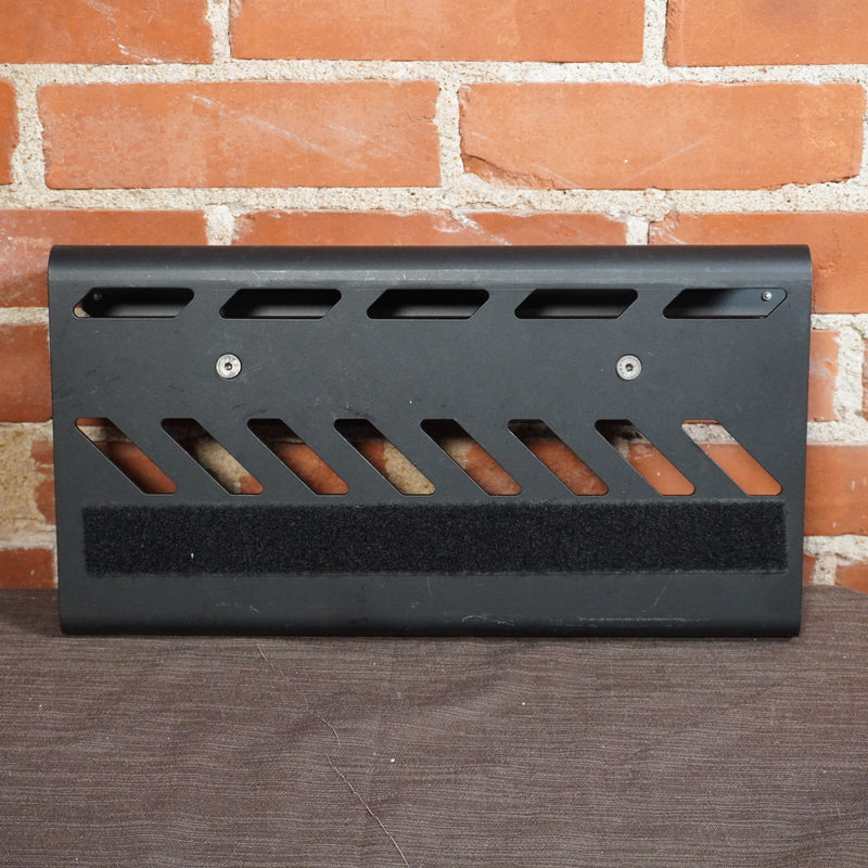 Gator Black Aluminum Small Pedal Board w/Carrying Bag Used