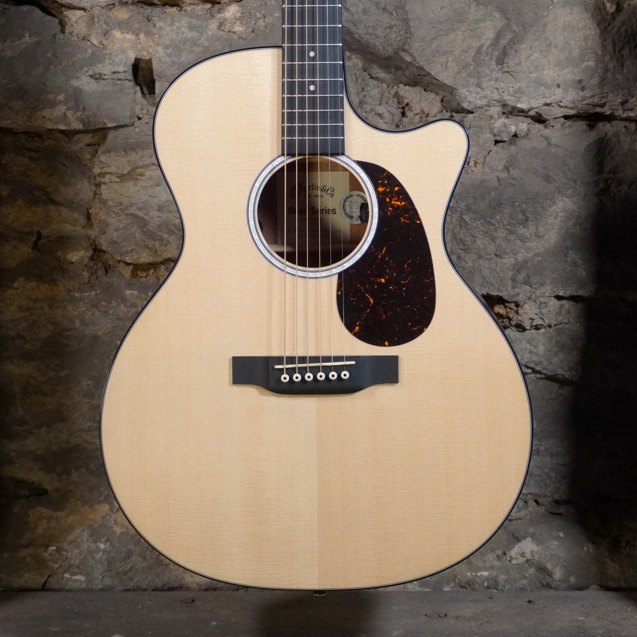 Martin Guitars Road Series GPC-11E Grand Performance Spruce A/E w/Softshell Case