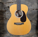 Martin Guitars Junior Series 11000JR-10E Shawn Mendes Acoustic Electric Satin w/Gig Bag