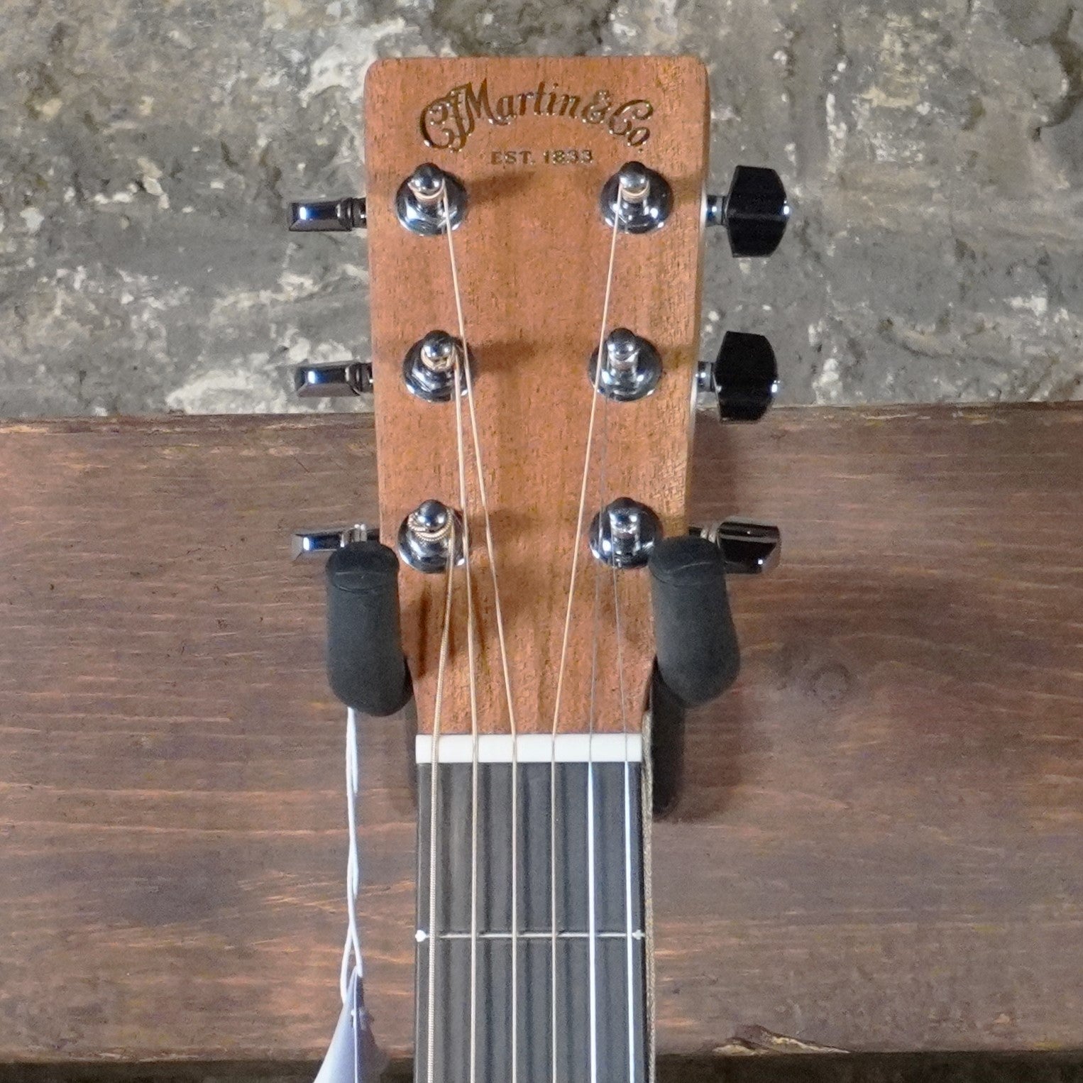 Martin Guitars Junior Series 000JR-10E Shawn Mendes A/E Satin w/Softshell Case
