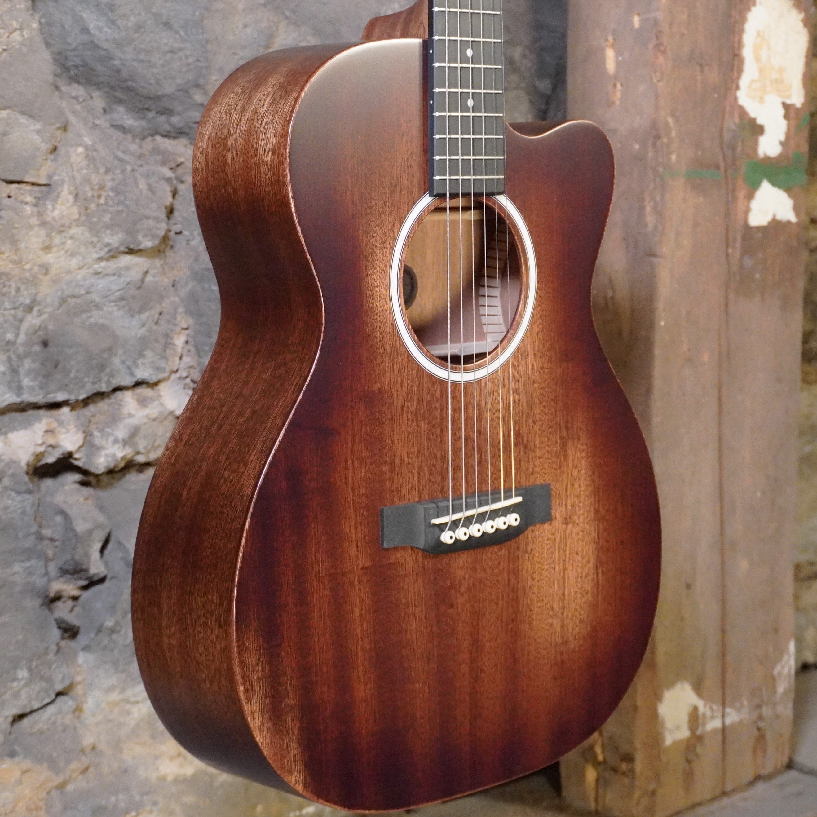 Martin Guitars Junior Series 000CJR-10E StreetMaster Acoustic Electric Satin w/Softshell Case