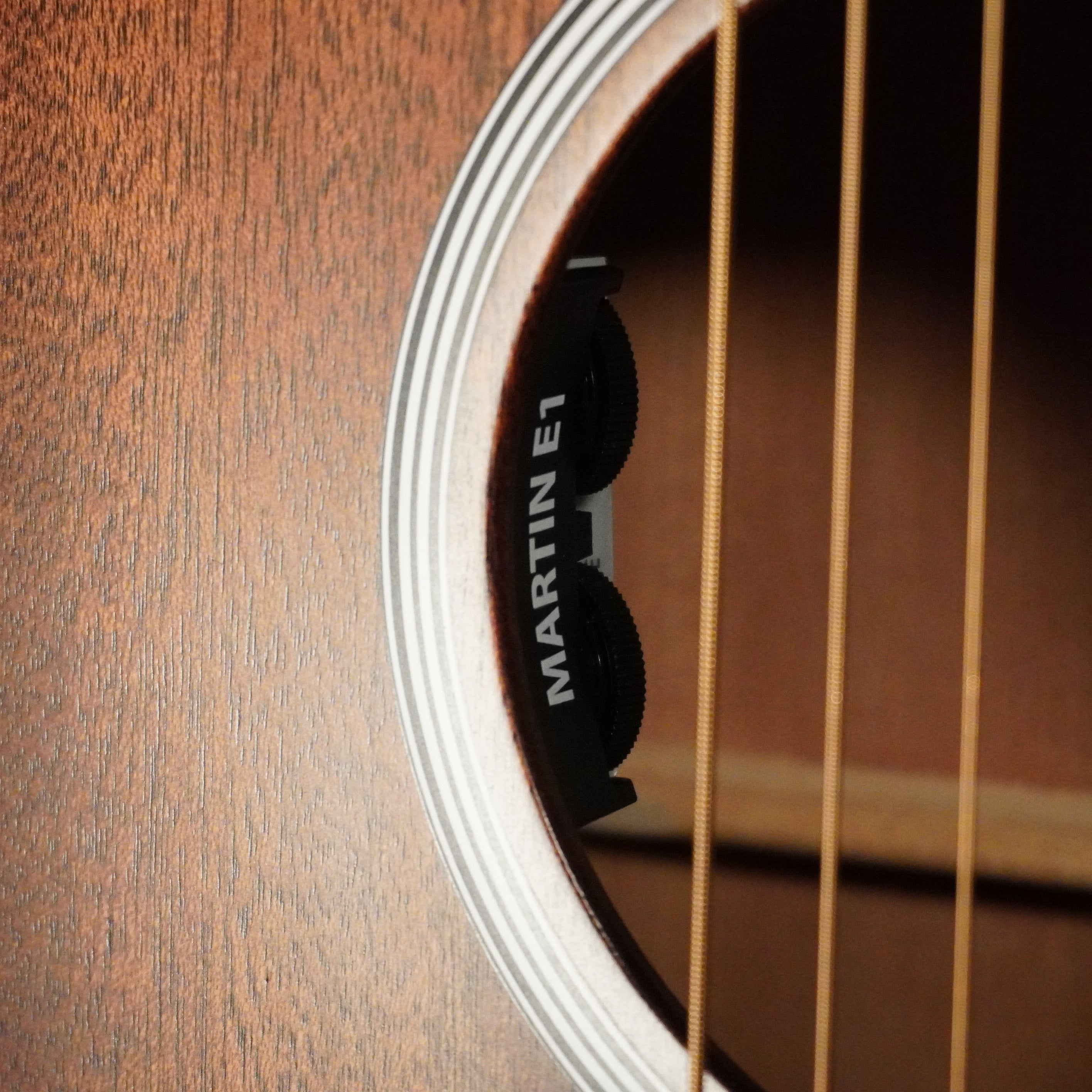 Martin Guitars Road Series 000-10E Sapele Acoustic Electric w/Softshell Case