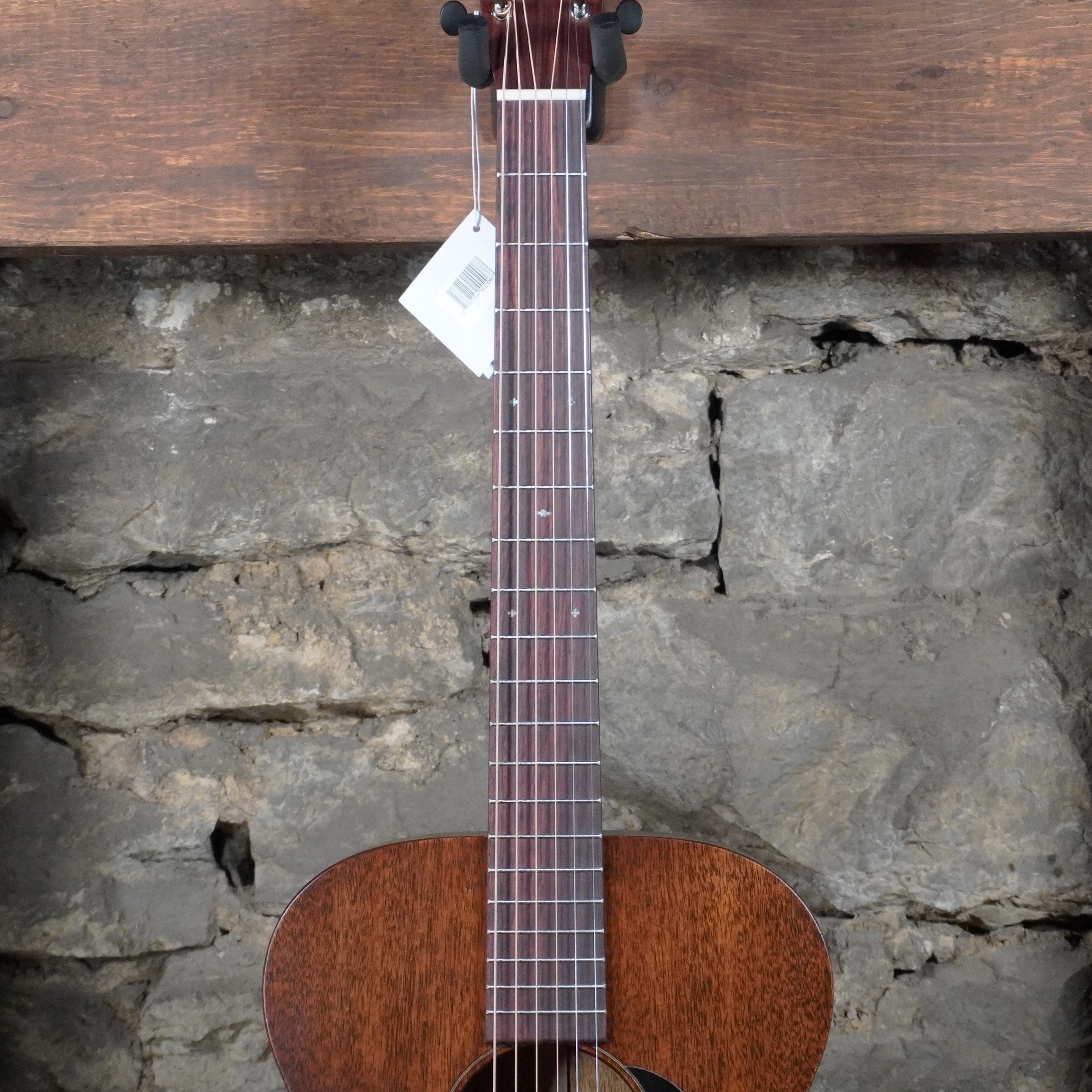 Martin Guitars 00-15M Mahogany Acoustic Guitar w/Softshell Case