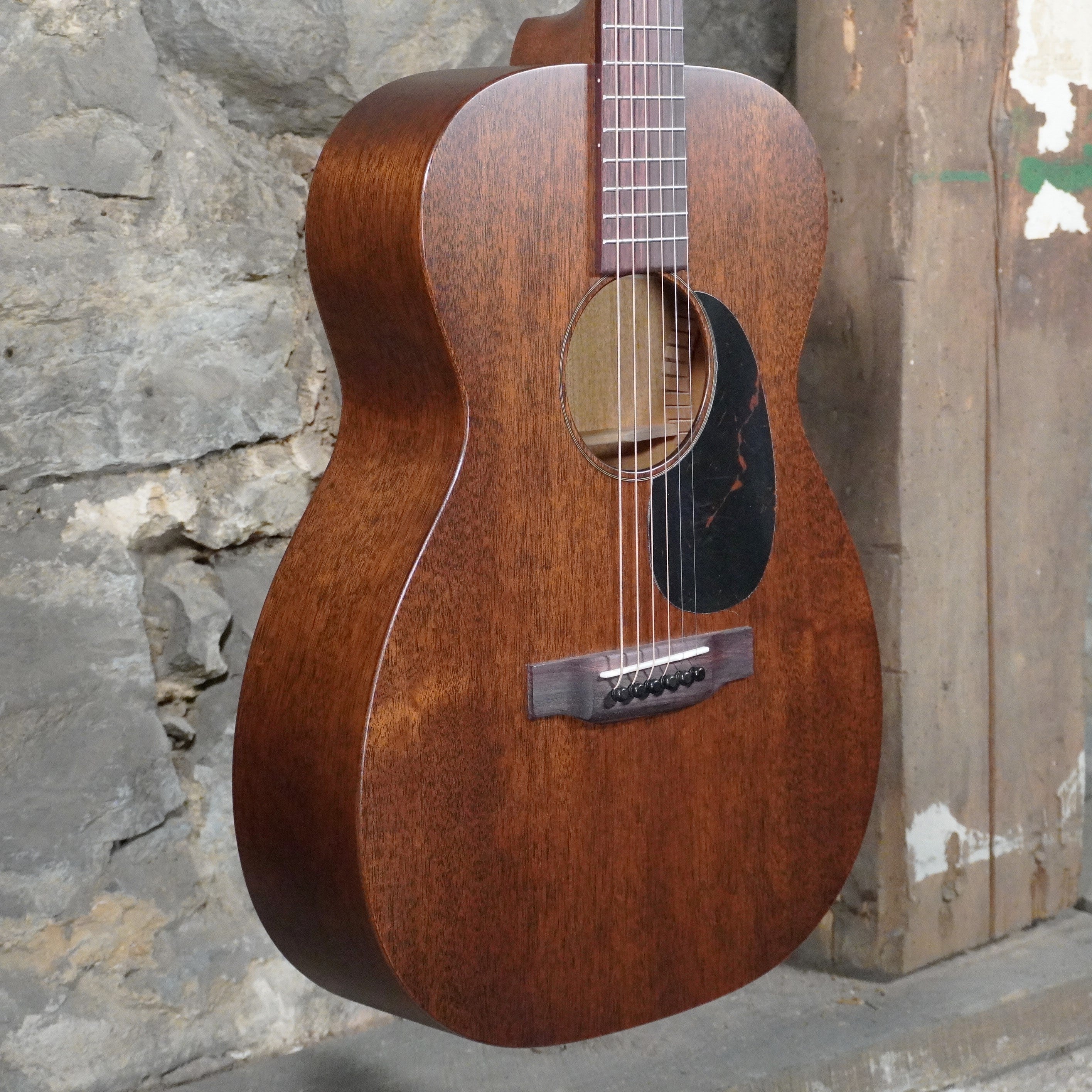 Martin Guitars 00-15M Mahogany Acoustic Guitar w/Softshell Case