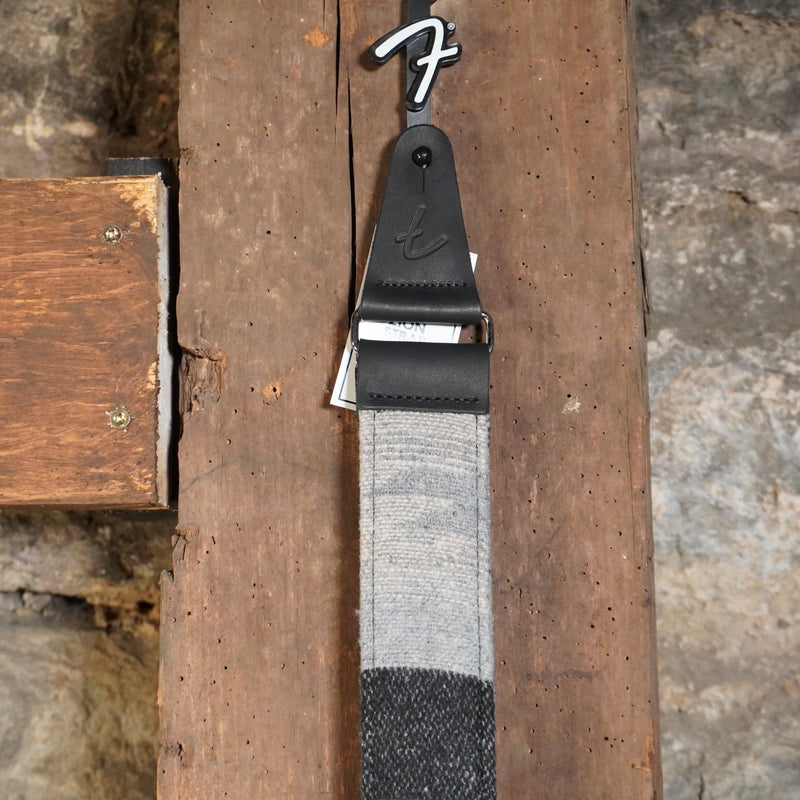 Fender Zion Guitar Strap Gray Aztec