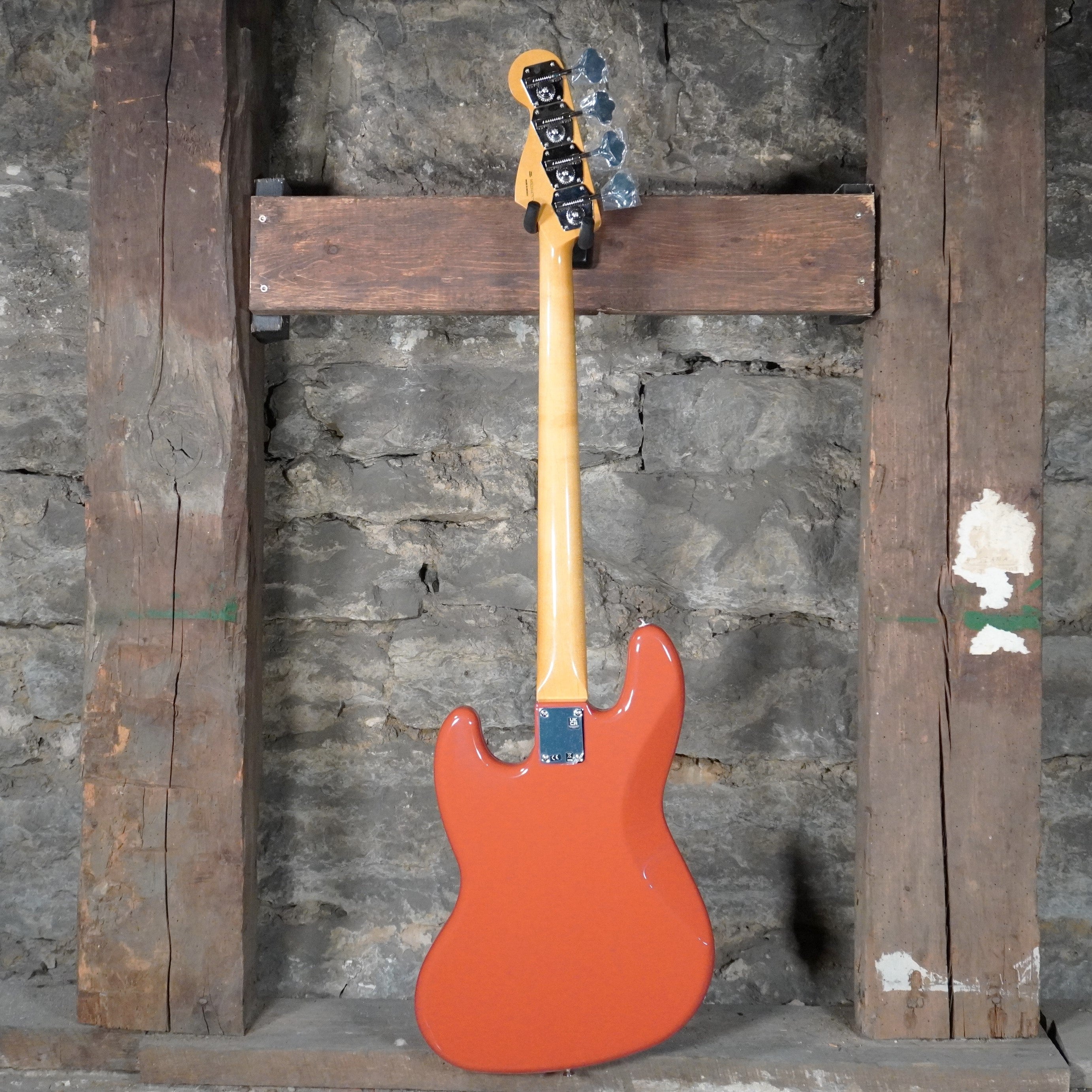 Fender Vintera II Jazz Bass Rosewood Fingerboard Fiesta Red *Discontinued*