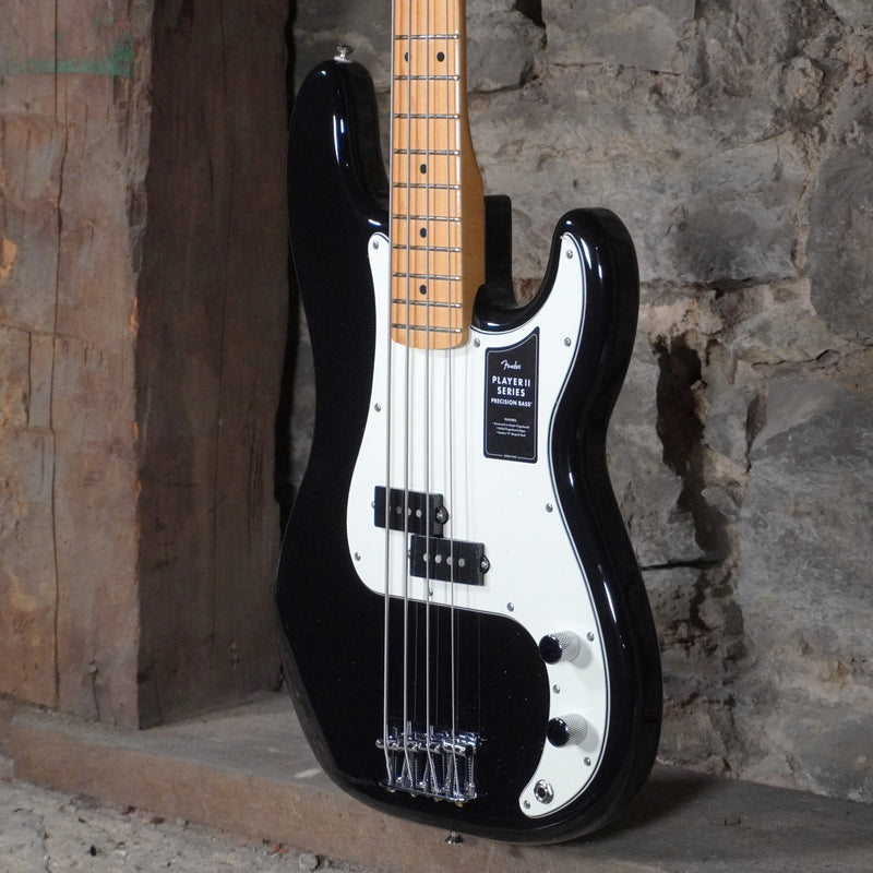 Fender Player II P Bass Maple Fingerboard Black
