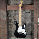 Fender Player II Stratocaster Maple Fingerboard Black