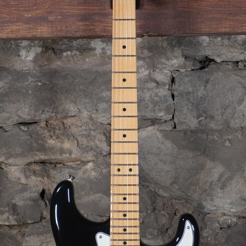 Fender Player II Stratocaster Maple Fingerboard Black