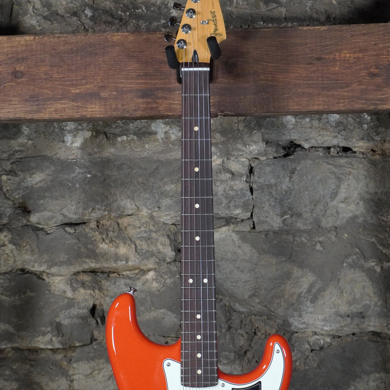 Fender Player II Stratocaster Rosewood Fingerboard Coral Red