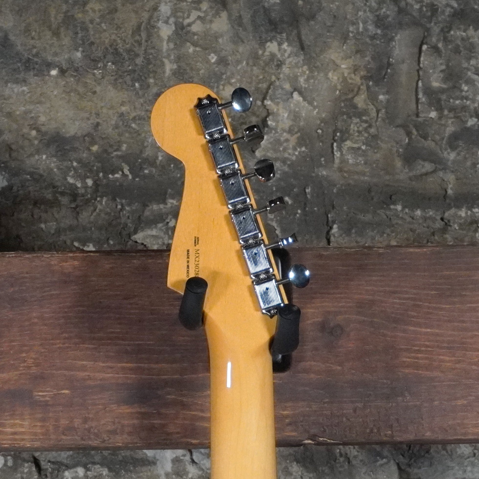 Fender Vintera II 60's Stratocaster Lake Placid Blue *Discontinued*