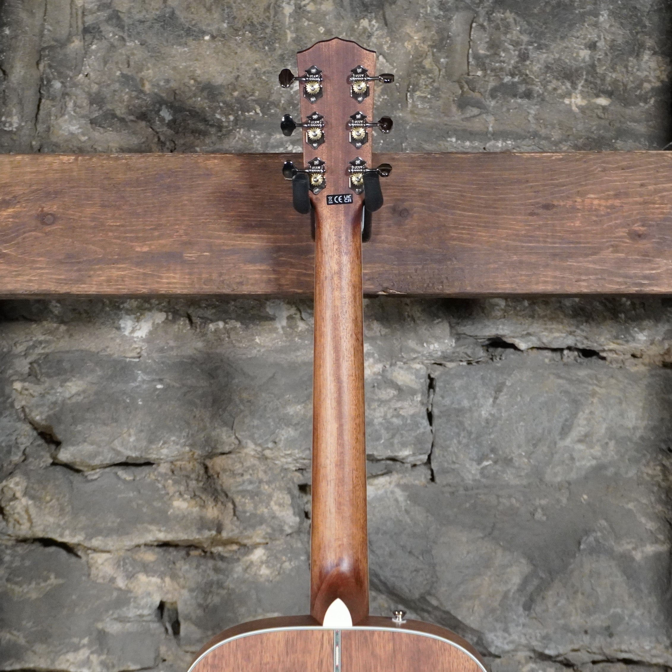 Fender Paramount PO-220E Orchestra Aged Cognac Burst Ovangkol Fretboard w/Hard Case