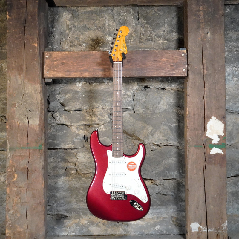 Squier Classic Vibe 60’s Stratocaster Candy Apple Red Indian Laurel Fretboard