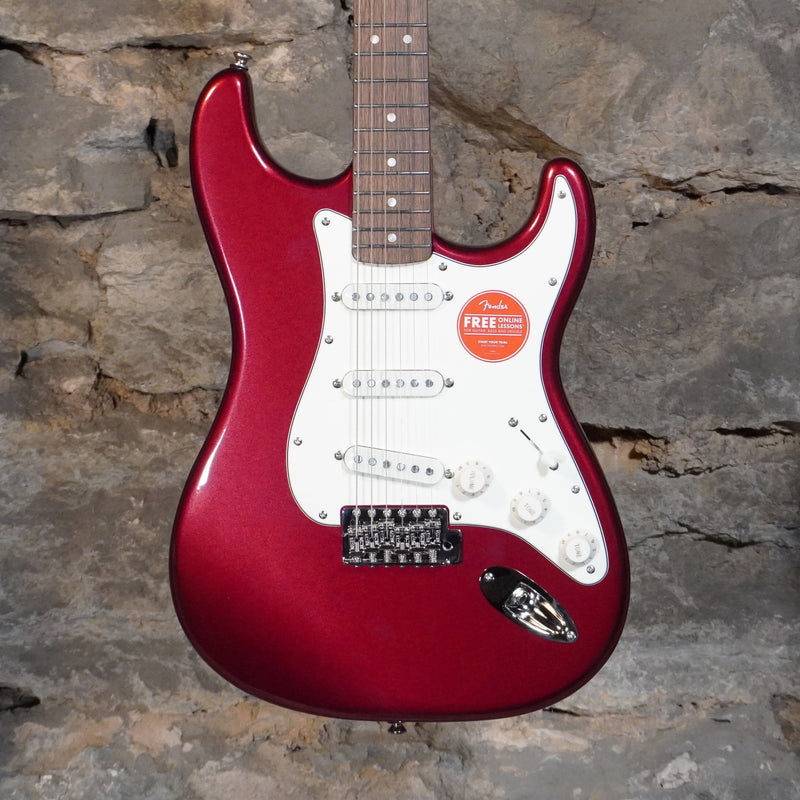 Squier Classic Vibe 60’s Stratocaster Candy Apple Red Indian Laurel Fretboard