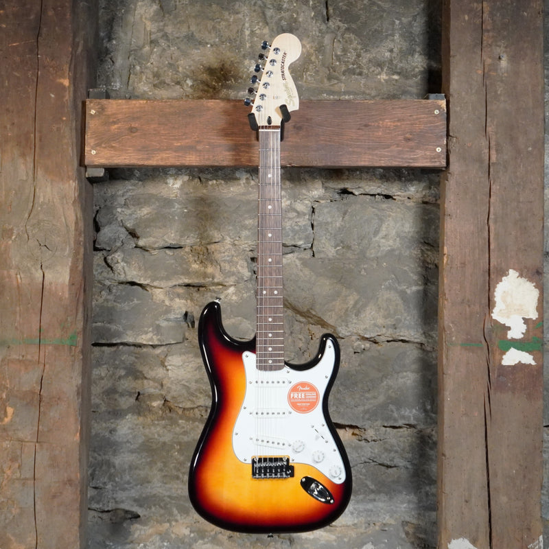 Squier Affinity Stratocaster 3-Color Sunburst Indian Laurel Fretboard