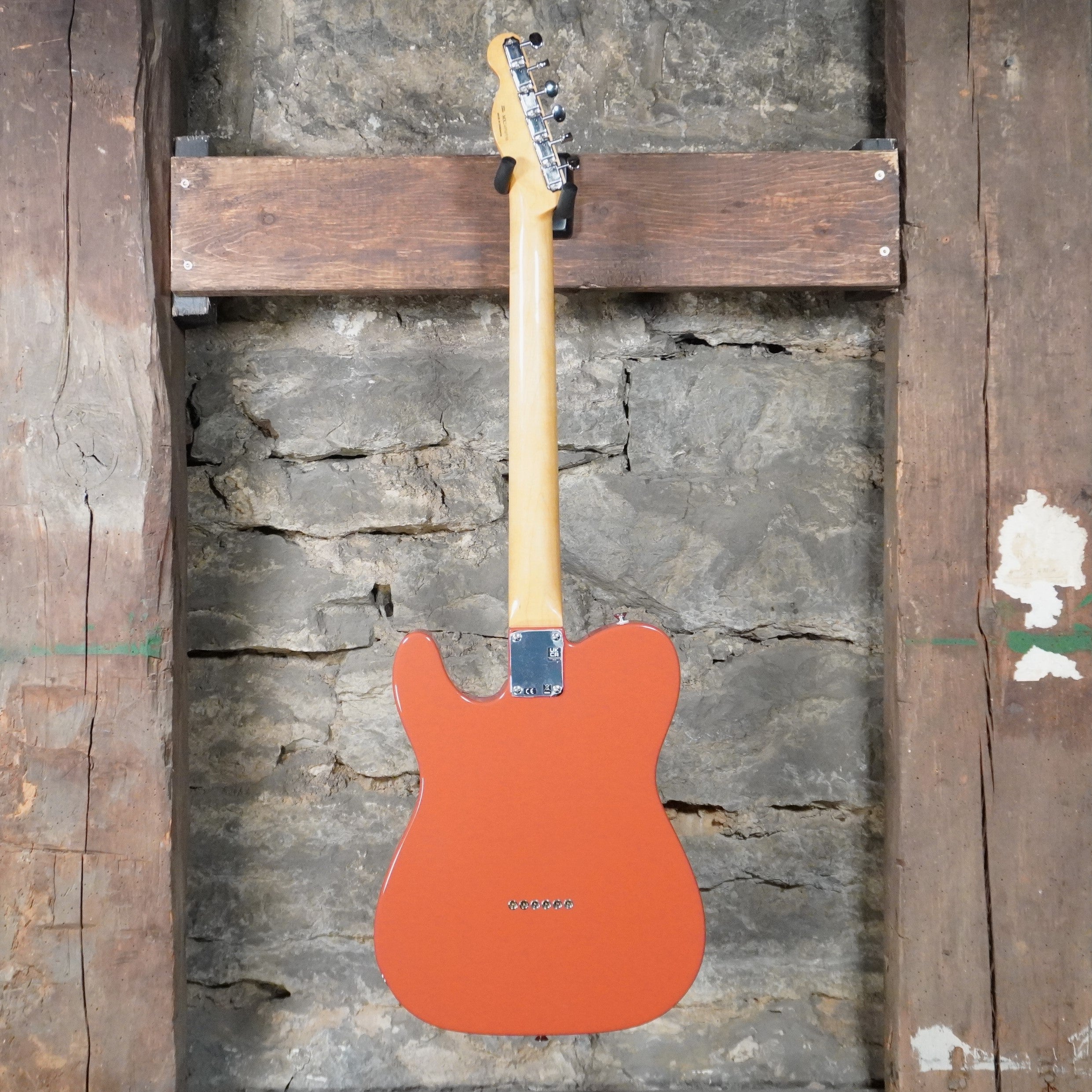 Fender Vintera II 60's Telecaster Rosewood Fretboard Fiesta Red *Discontinued*