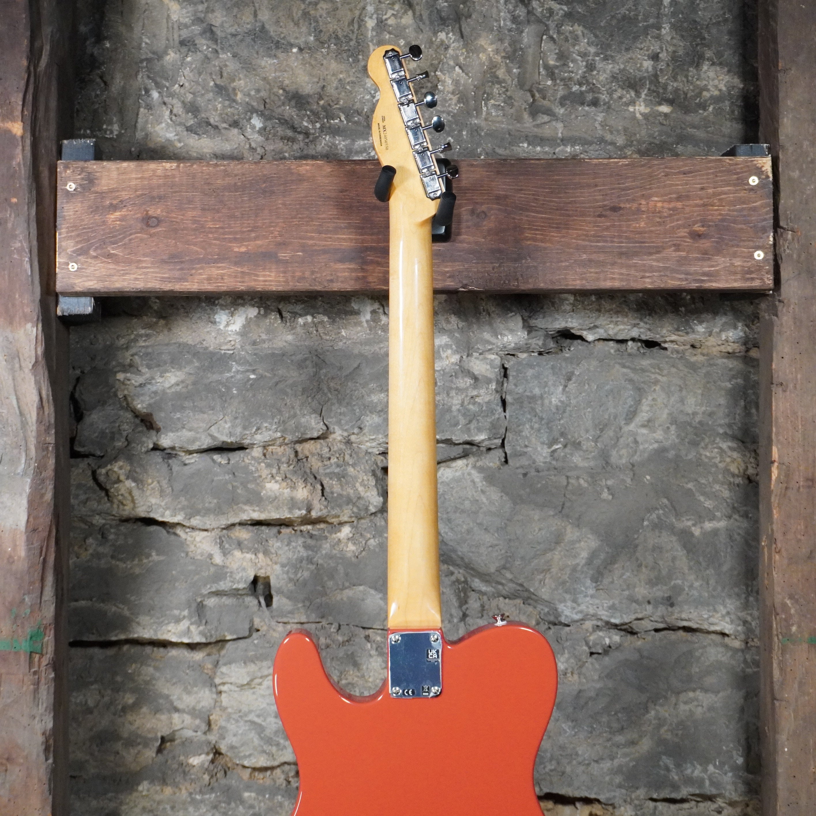 Fender Vintera II 60's Telecaster Rosewood Fretboard Fiesta Red *Discontinued*