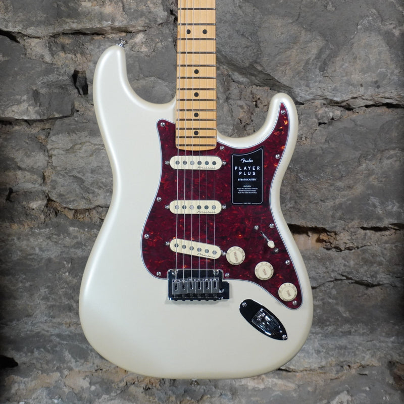 Fender Player Plus Stratocaster Olympic Pearl Maple Fretboard