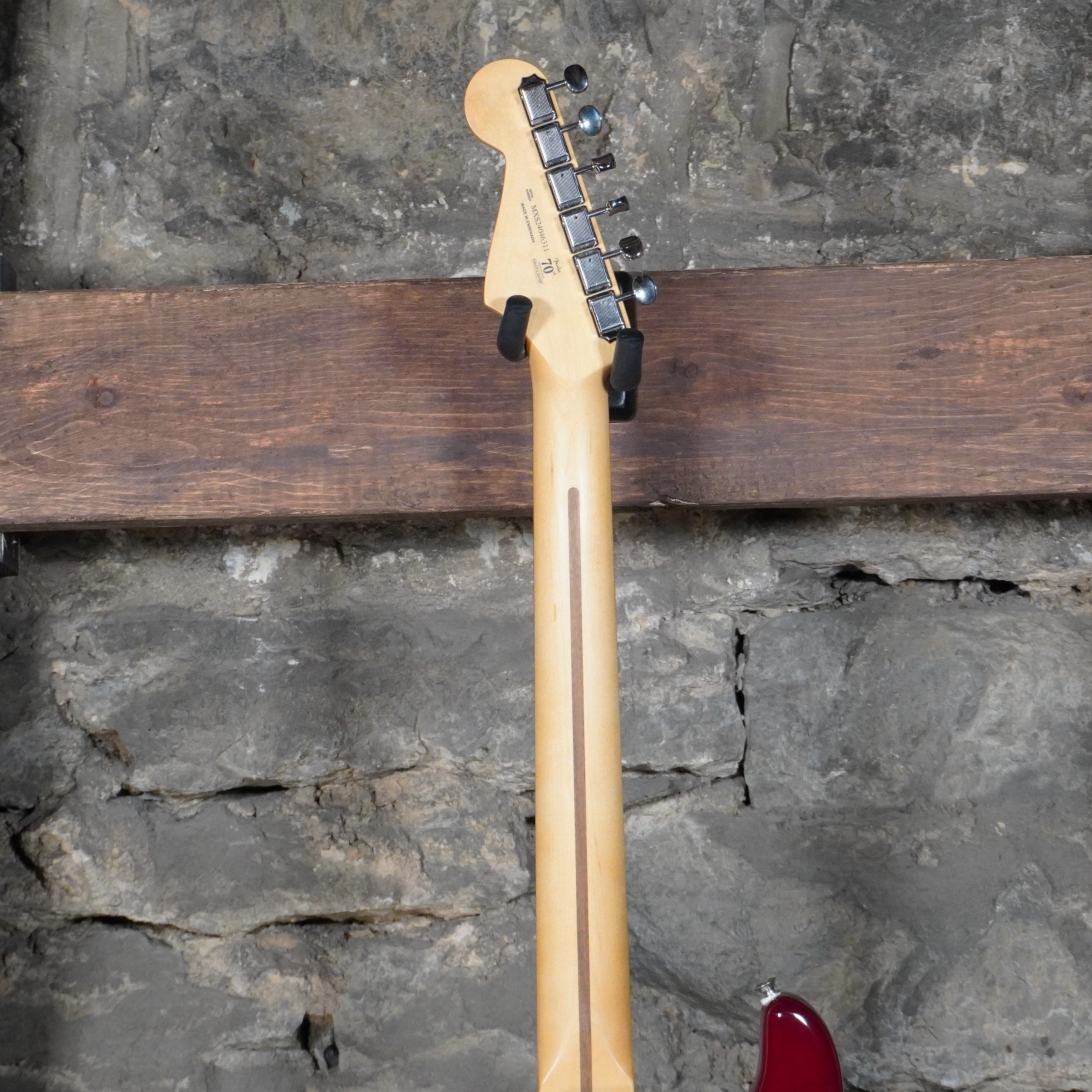 Fender Player II Stratocaster HSS Rosewood Fingerboard Transparent Cherry Burst