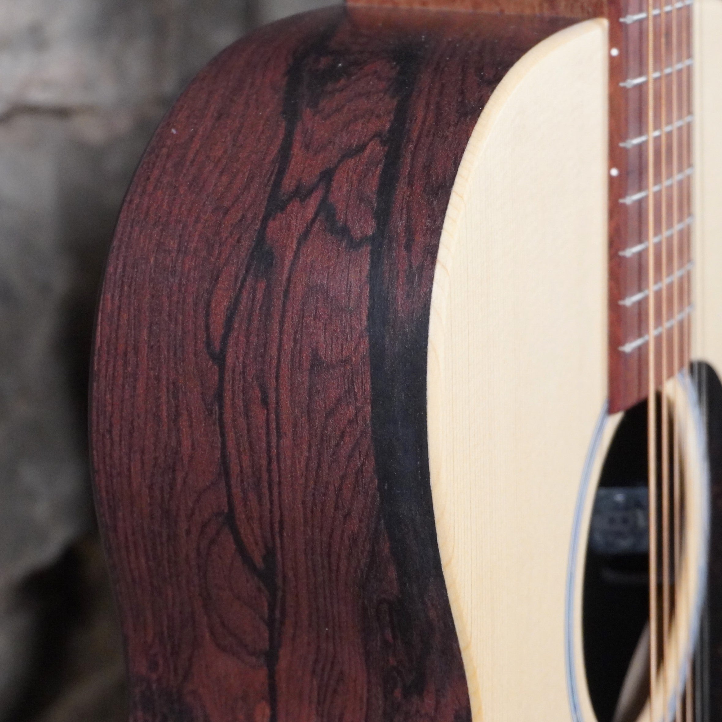 Martin X Series 00-X2E Acoustic Electric w/Softshell Case