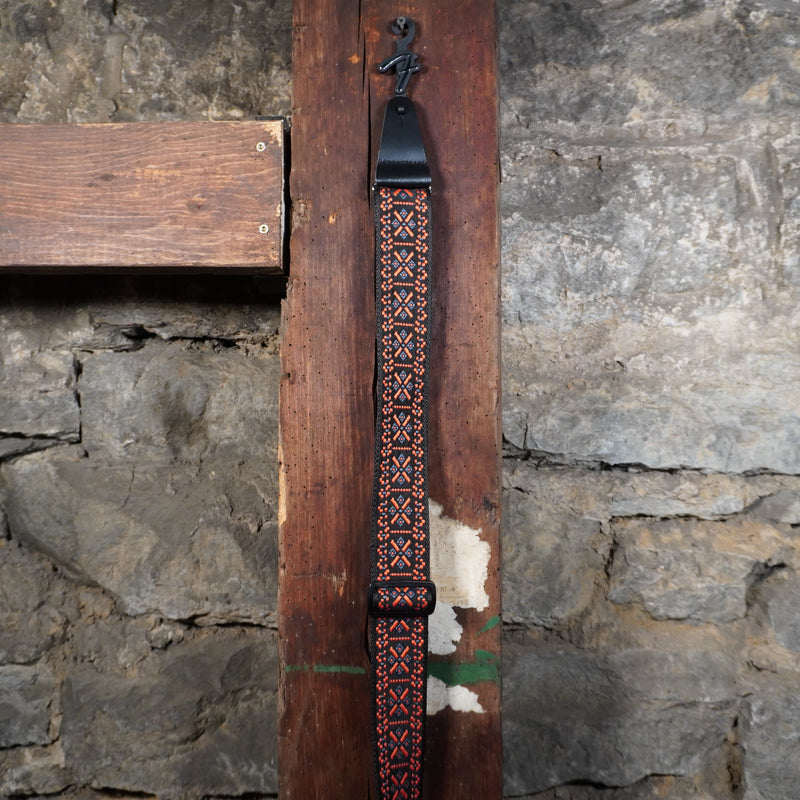 Fender Pasadena Woven Strap Lattice Red 2"