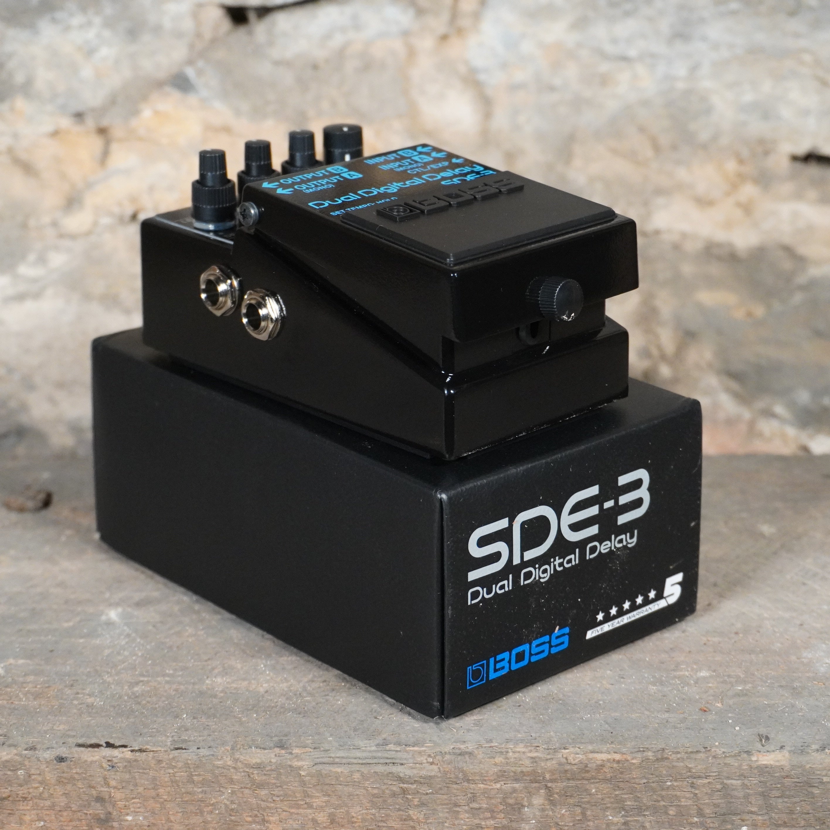 Boss Dual Digital Delay Guitar Pedal