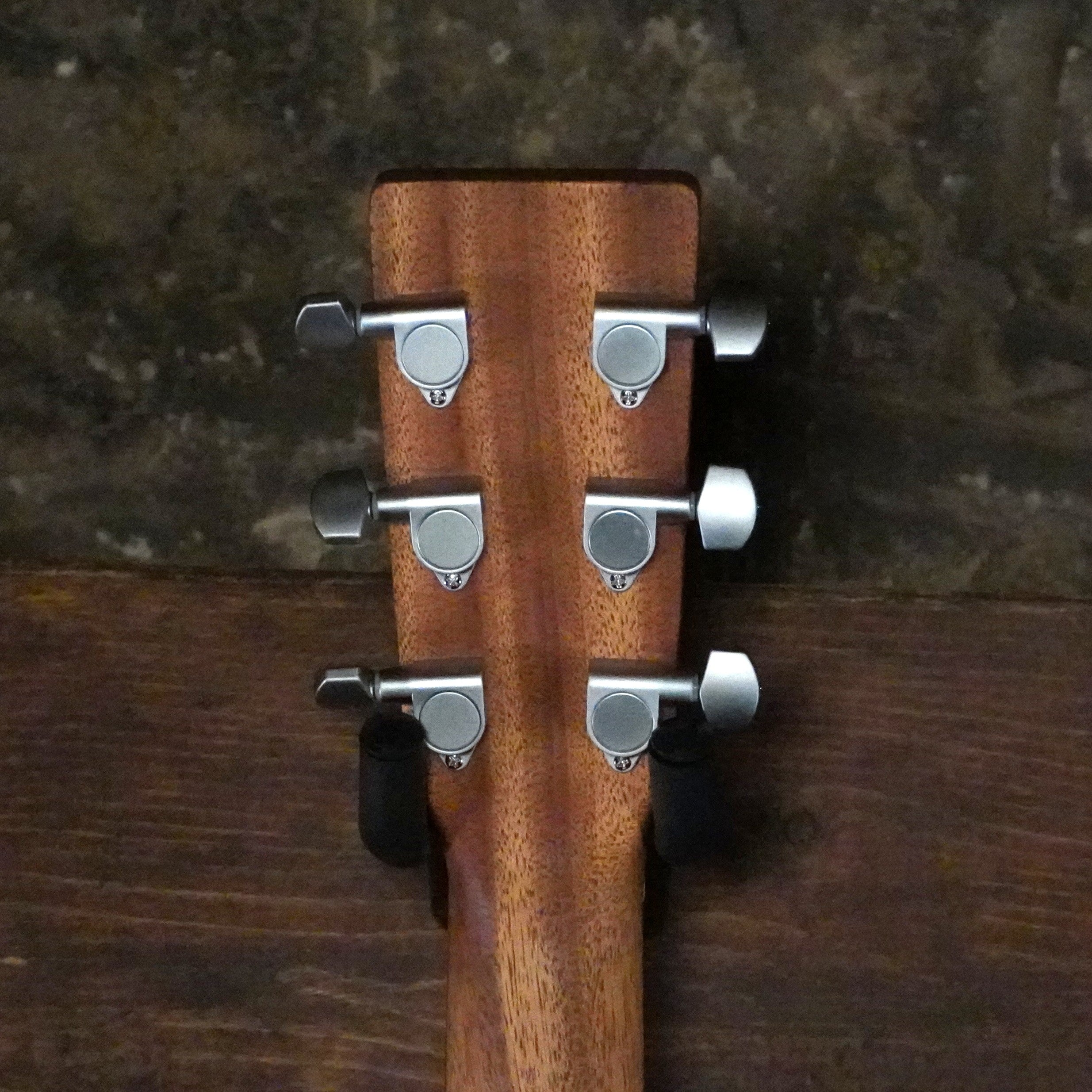 Martin X Series DX-2EMAH Mahogany Dreadnought A/E w/Softshell Case