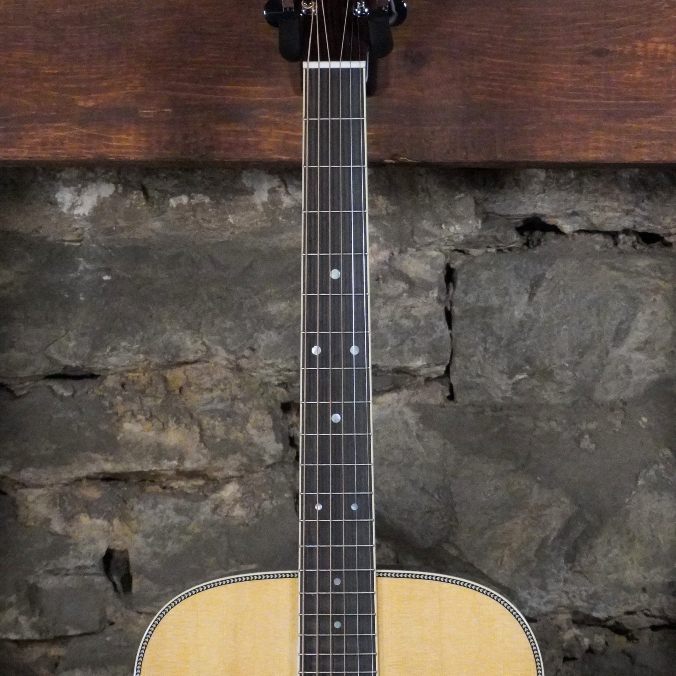 Martin Guitars HD35 Dreadnought Acoustic Guitar Natural w/Hard Case 2025 Model