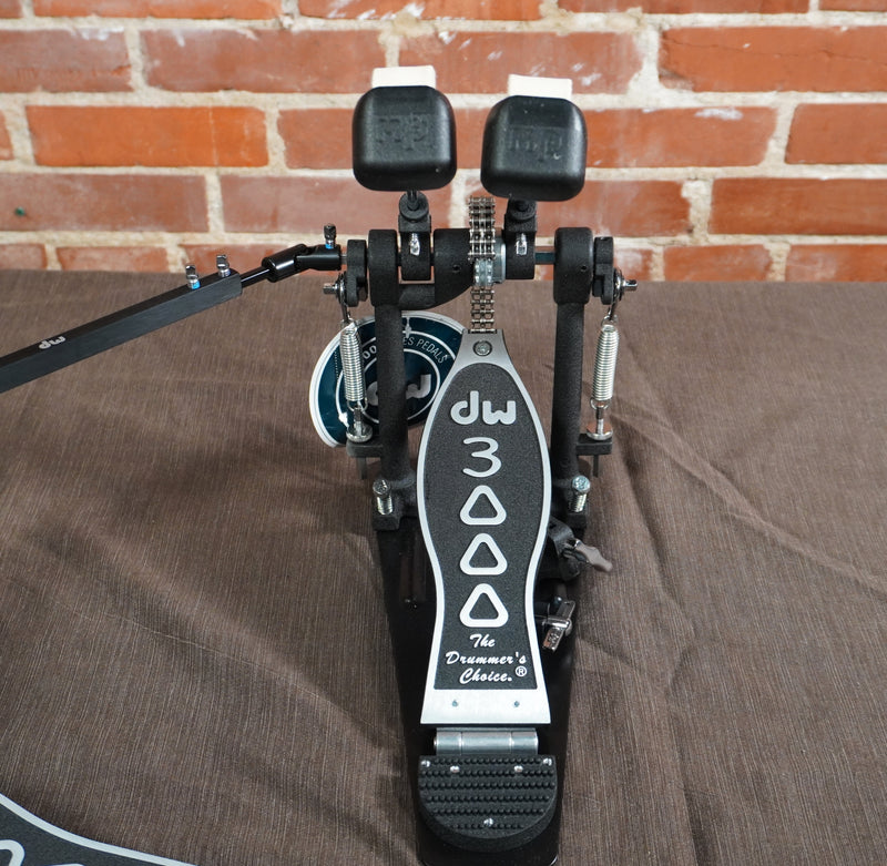 dw 7000 double bass pedal DW 3000 Series Double Kick Bass Drum Pedal