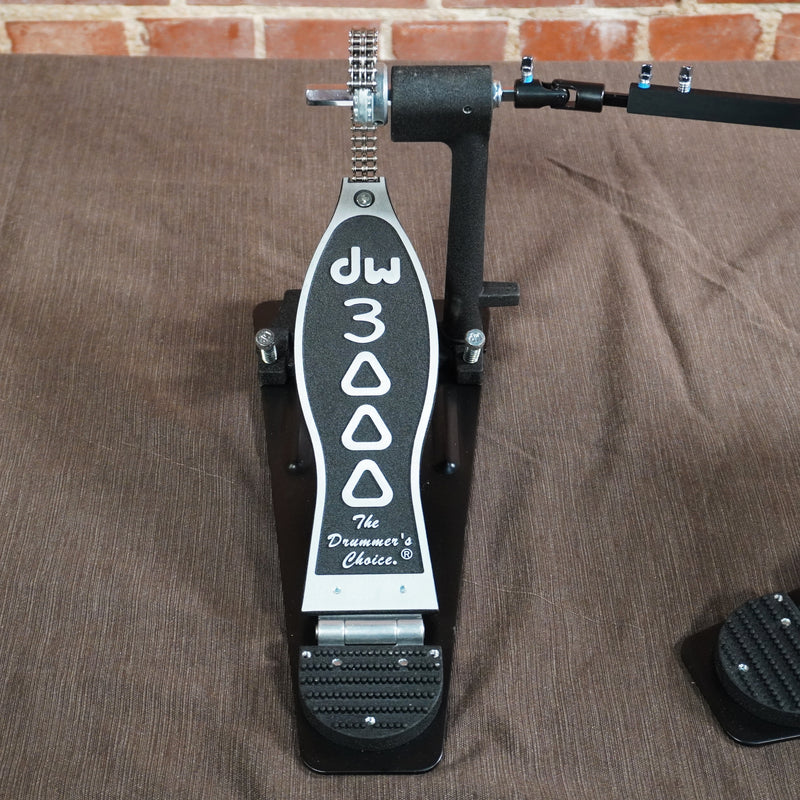 DW 3000 Series Double Kick Bass Drum Pedal