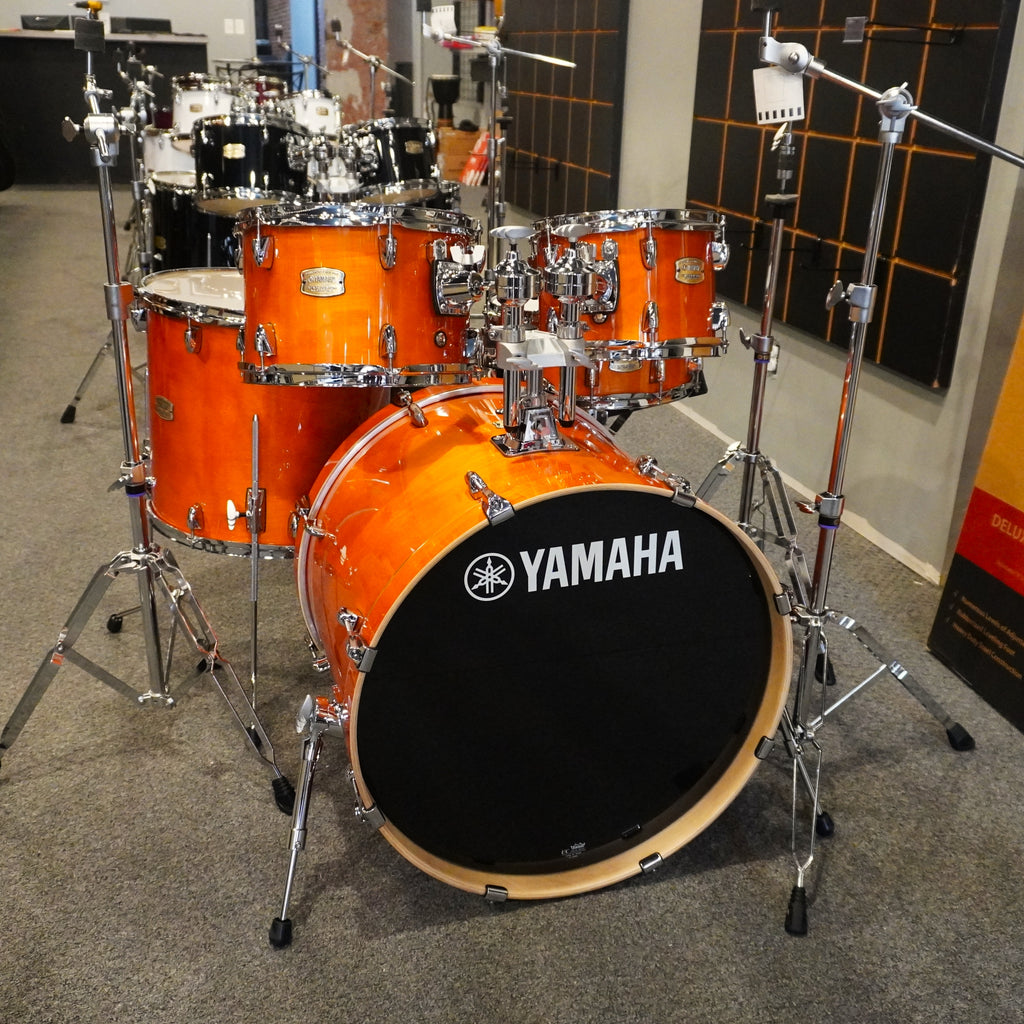 YAMAHA SBP0F56WHA 5-PEICE DRUM KIT HONEY AMBER WITH HW680 HARDWARE PACK