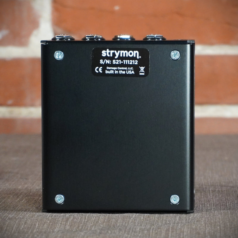Strymon Flint Tremolo and Reverb Effects Pedal