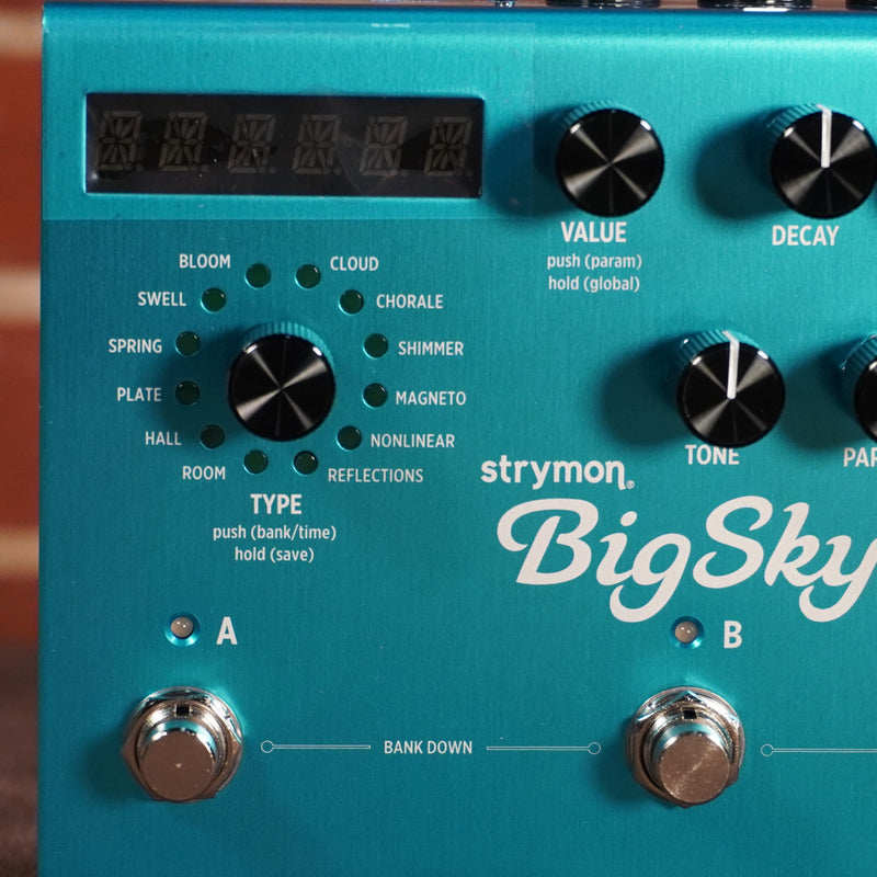 Strymon BigSky Multi-Dimensional Reverb Effects Pedal