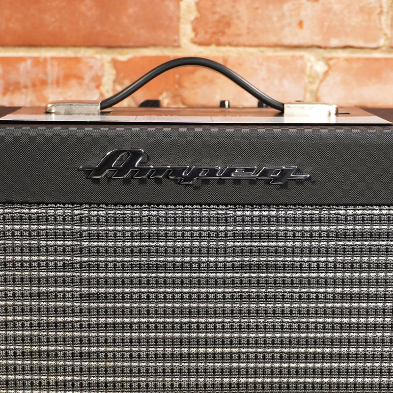 Ampeg Rocket Bass Combo Amp 200 watt 1x15"