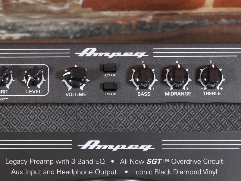 Ampeg Rocket Bass Combo Amp 200 watt 1x15"