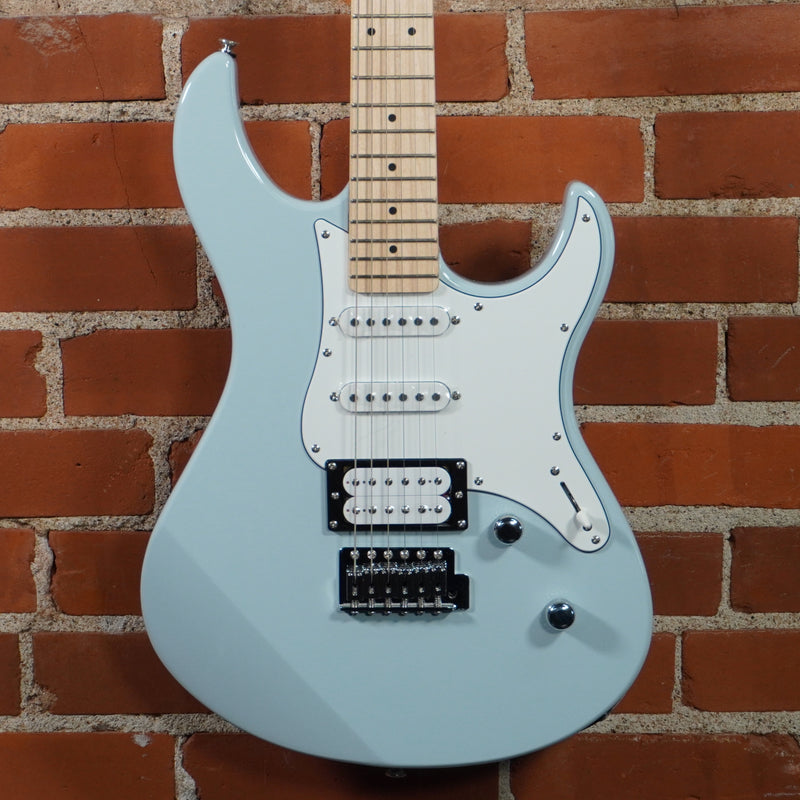 Yamaha Pacifica PAC112VM Electric Guitar Ice Blue Maple Neck JAMS Certified