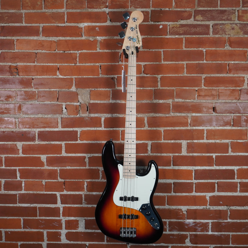 Squier Affinity Series Jazz Bass Combo Pack 3 Color Sunburst