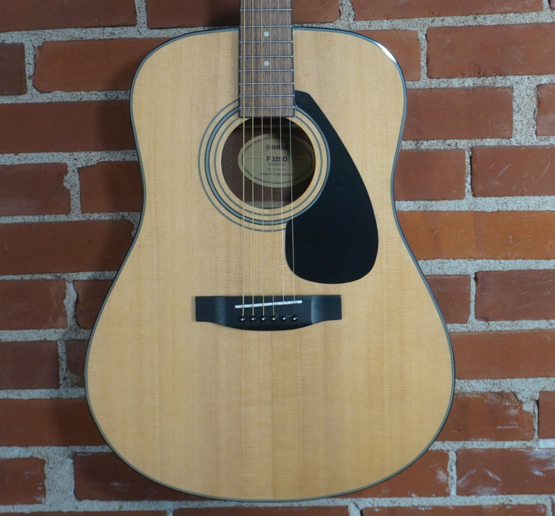 Yamaha F325D Dreadnought Acoustic Guitar Natural