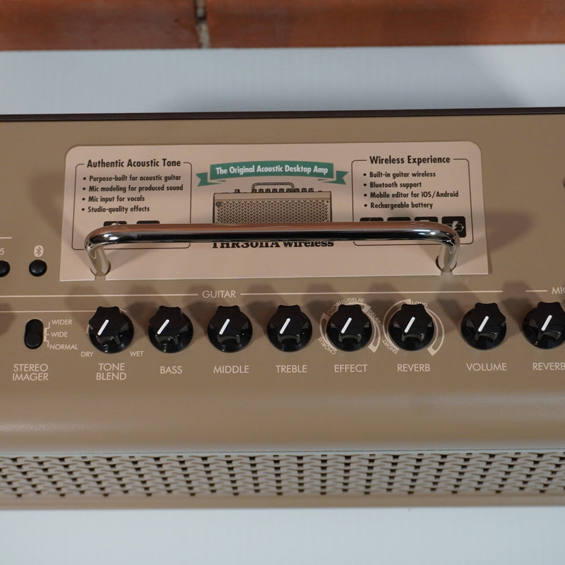 Yamaha THR30iiA WL Acoustic Desktop Amplifier