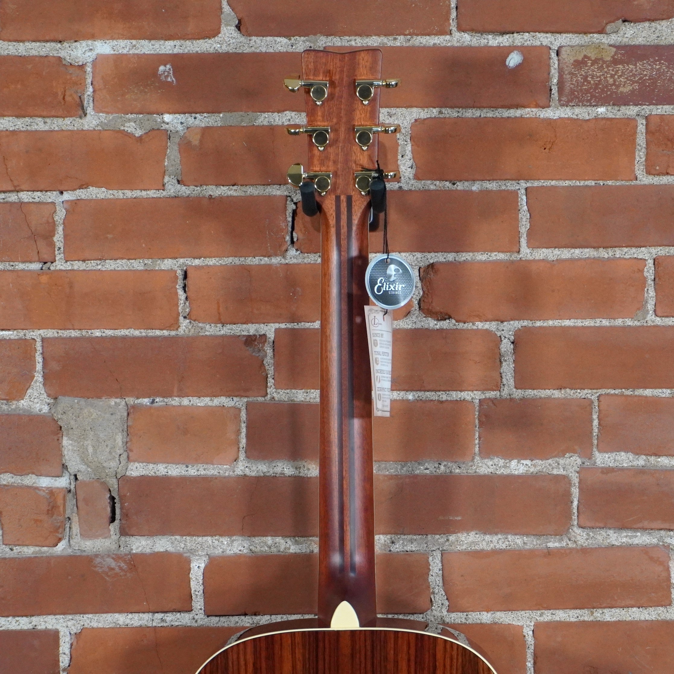 USED Yamaha LL6 ARE Original Jumbo w/Pickup