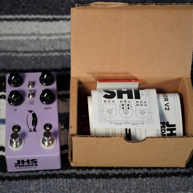 JHS Emperoer Chorus/Vibrato V2 New Old Stock