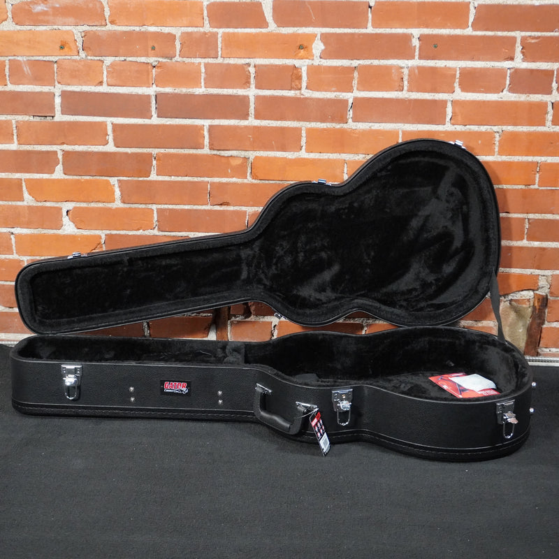 Gator GWE Economy 000 Martin Acoustic or Concert Size Guitar Case