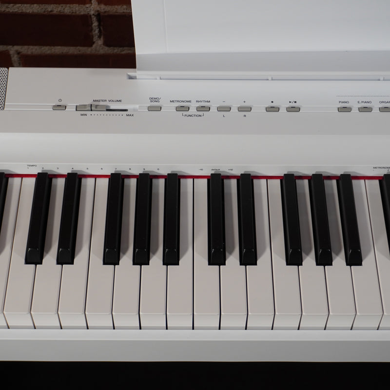 Yamaha P125a 88 Digital Piano White w/Matching Stand